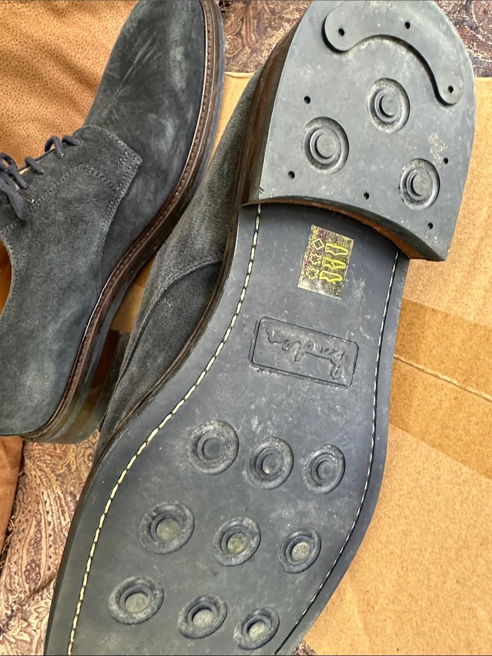 Men's Navy Suede Chukka Boots - Classic Lace-Up